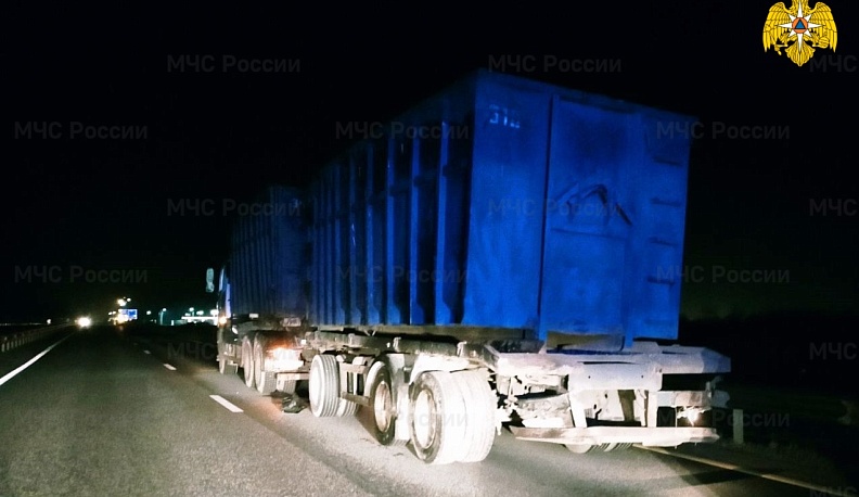 В ночной аварии на Киевском шоссе сгорела иномарка