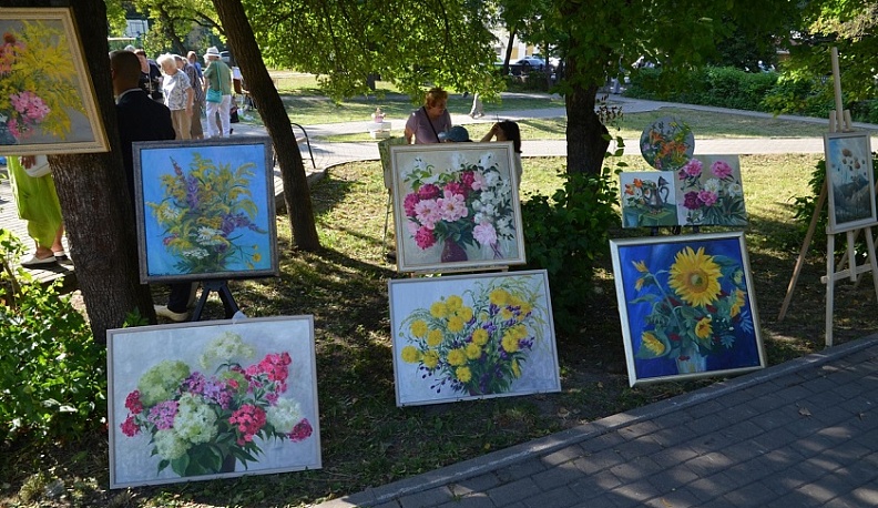 В Калуге прошла выставка достижений цветоводов