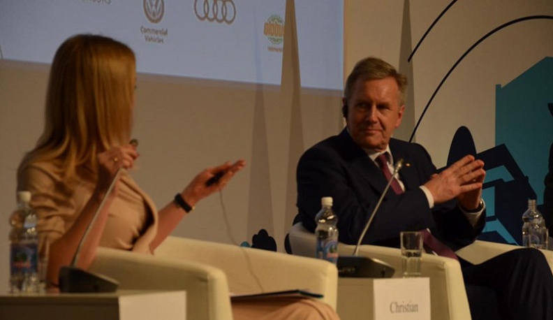 Бывший президент Германии Кристиан Вульф сегодня в ИКЦ ответил на вопросы молодёжи 