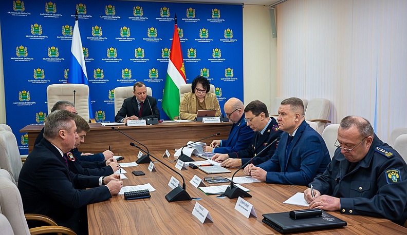  В Калуге обсудили комплекс первоочередных мер по повышению безопасности движения на региональных автодорогах 