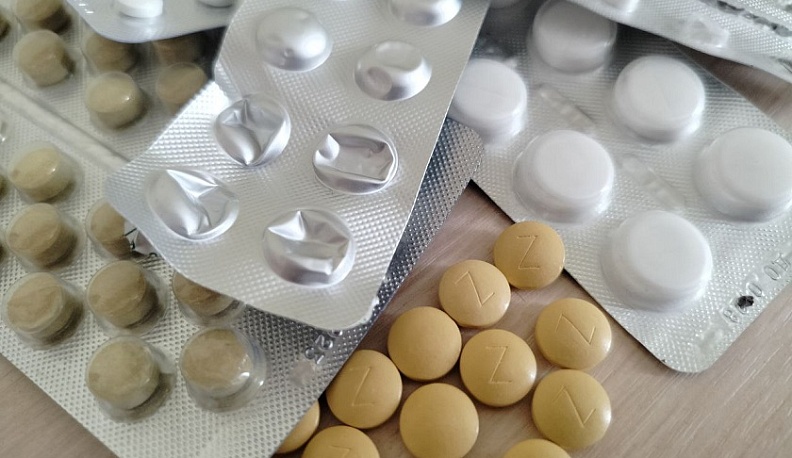 Владислав Шапша взял на личный контроль обеспечение калужан медицинскими препаратами