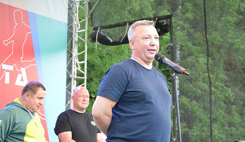 Олег Митрофанов.