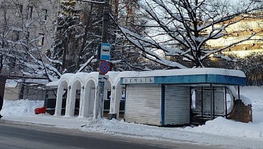 До 1 мая в Калуге очистят от грязи все остановки 