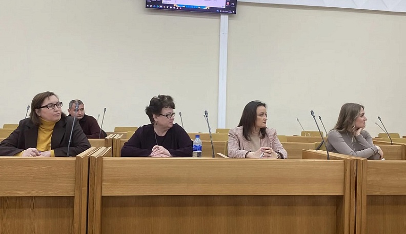 Калужских журналистов учили работать с искусственным интеллектом и продвигать канал в мессенджере МАХ