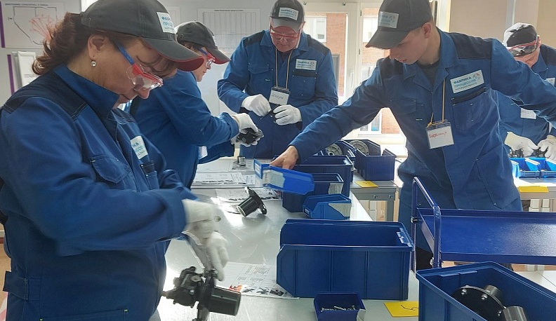 Компания «Метра» вовлекает в бережливое производство весь коллектив предприятия: команда прошла обучение на калужской Фабрике процессов 