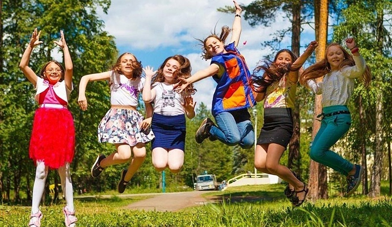 Что нужно, чтобы оформить ребенку путёвку в детский лагерь?