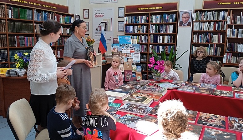 Юные калужане с проблемами зрения узнали о традициях празднования Дня Победы