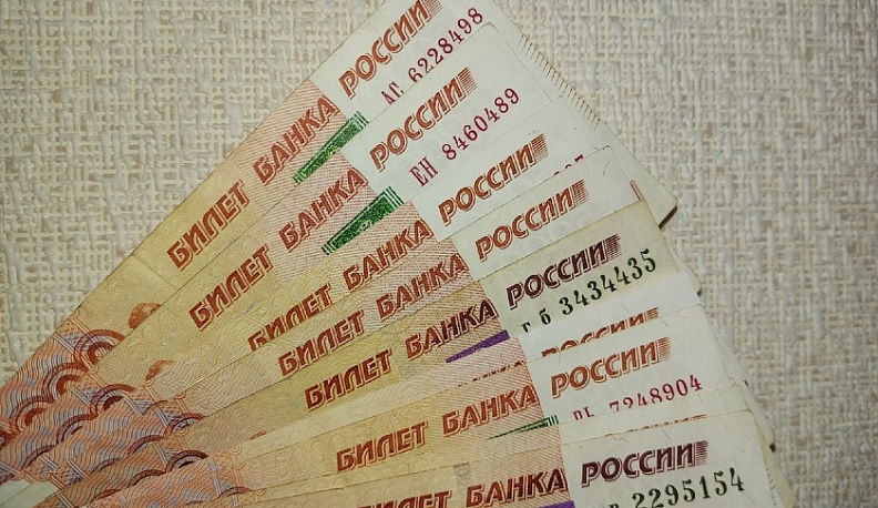 Москвича, похитившего у калужан более 450 тысяч, могут посадить на 10 лет