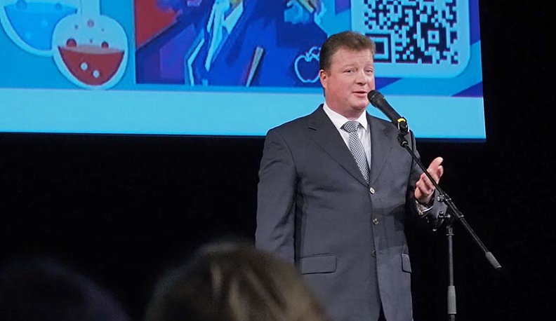 Школьники России показывают в Калуге «Плоды науки»