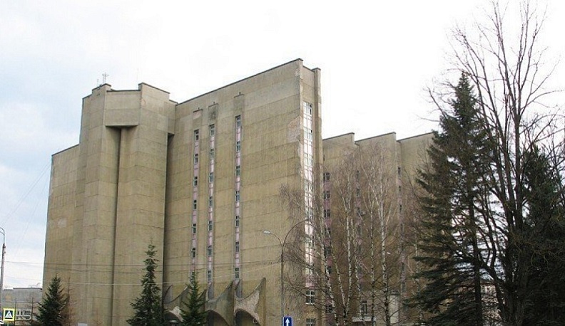 Губернатор поручил разобраться в действиях КБ №8 после гибели 18-летнего подростка