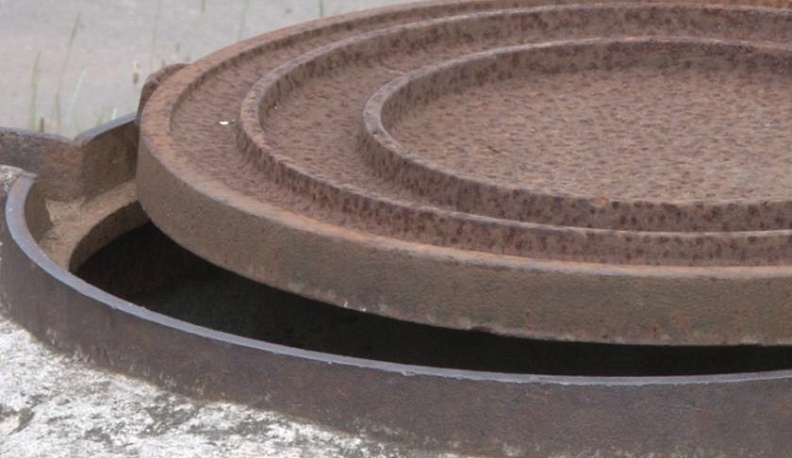 В Кирове задержали серийного похитителя люков