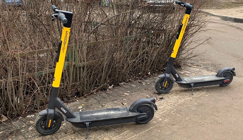 На улицах Калуги вновь начали появляться прокатные электросамокаты