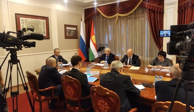 В Калужской области разрабатывают меры поддержки экономики в связи с коронавирусом