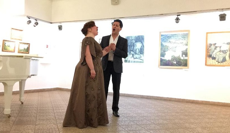 Лайфхак от КГВ: Калужане могут смотреть онлайн-трансляции музейных выставок и концертов