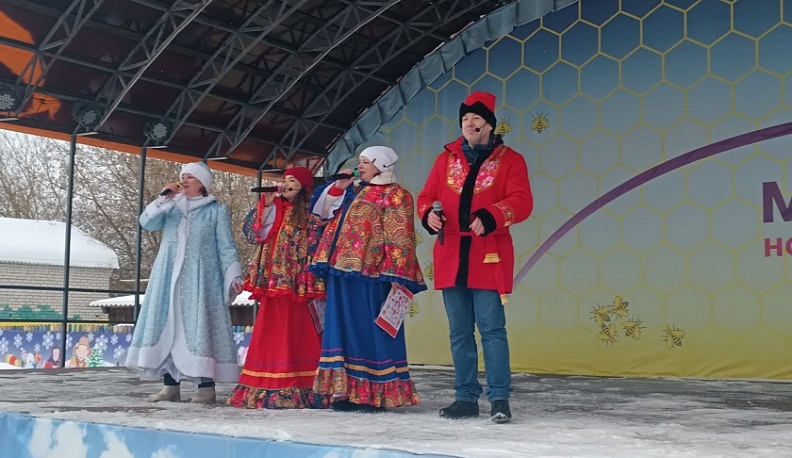 В Медыни проводили Масленицу