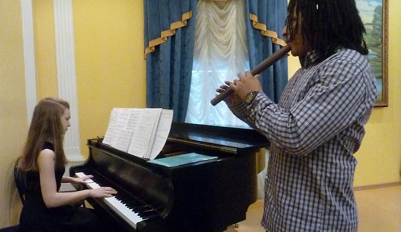 Музыка их связала