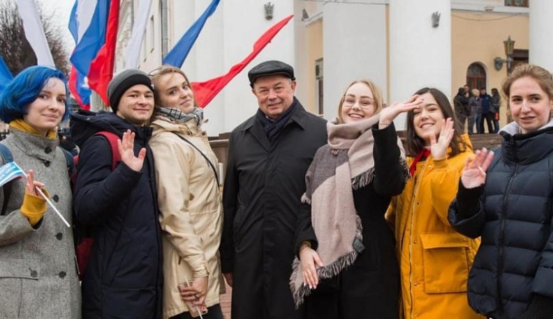 Анатолий Артамонов принял участие в праздновании Дня народного единства