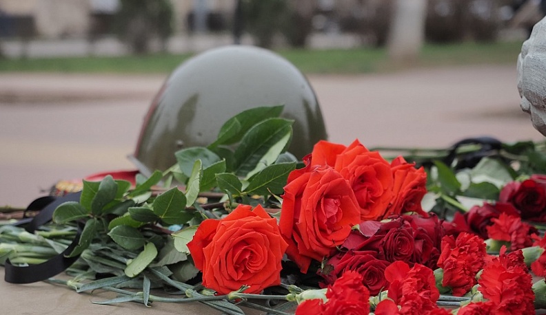 В Калуге почтили память героев Отечества