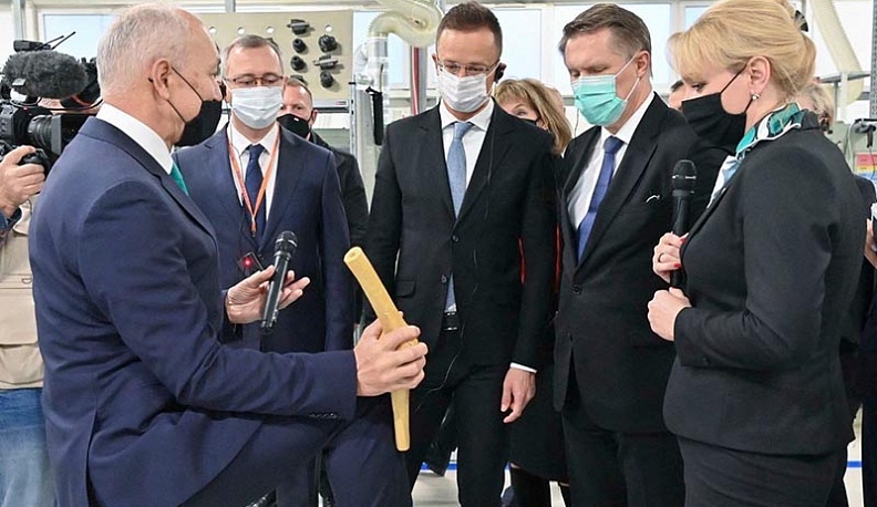 На обнинском производстве запустили выпуск компонентов коленного сустава