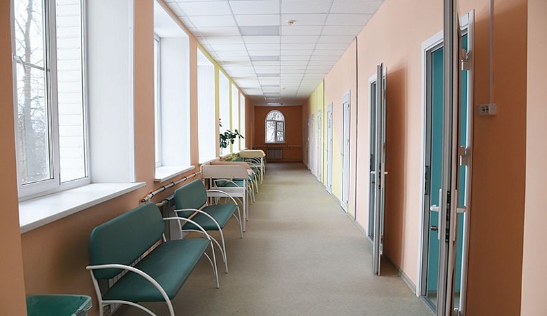 В Людинове после капитального ремонта открылась детская поликлиника