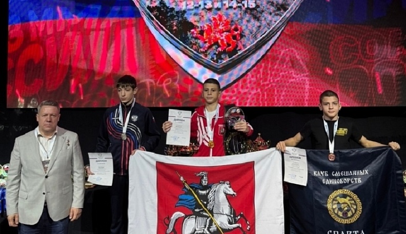 Наш боец завоевал бронзу на первенстве России по ММА 