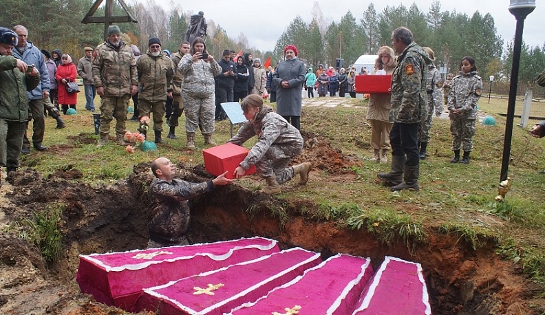 В Ульяновском районе состоялось захоронение воинских останков, поднятых за сезон