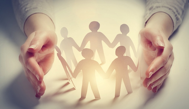 Фонд «Ради жизни» объявил предновогодний сбор жизненно важных вещей