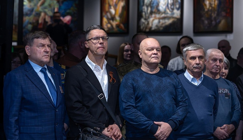 В Инновационном культурном центре Калуги открылась патриотическая выставка 