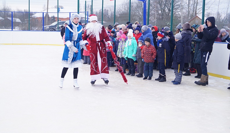 В селе Паликского кирпичного завода благоустроили школу и построили современную спортивную площадку
