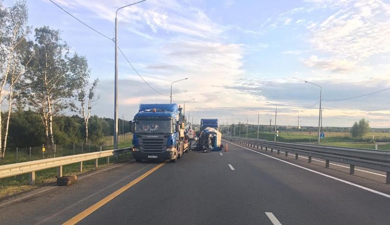 На Киевской трассе водитель фуры устроил тройное ДТП с пострадавшими