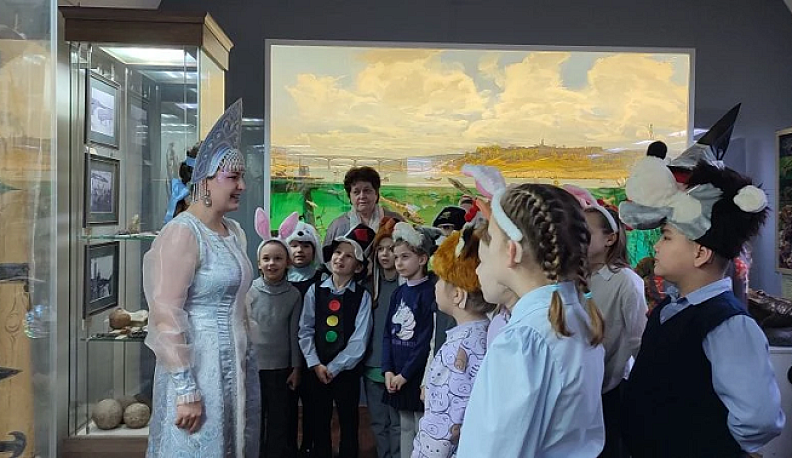 Новогодние утренники проходят в усадьбе Золотарёвых