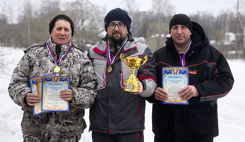 Соревнования по зимнему спортивному рыболовству прошли в Куйбышевском районе