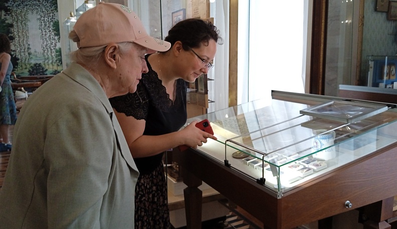 В Калуге представили выставку «410 лет с начала правления династии Романовых»