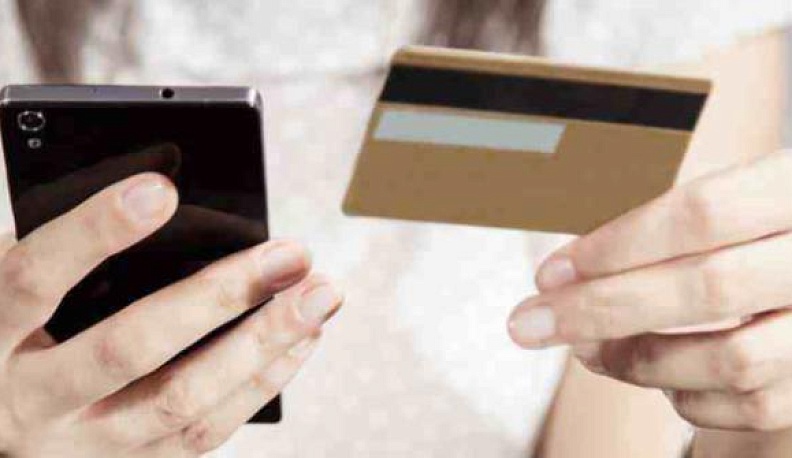 В Калуге мошенник обманул предпринимательницу при покупке дорожных плит