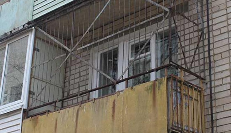 Управляющая компания отремонтировала калужанину балкон после вмешательства судебных приставов