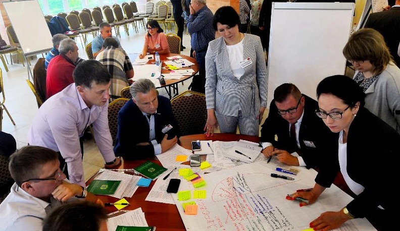 Без галстуков о будущем