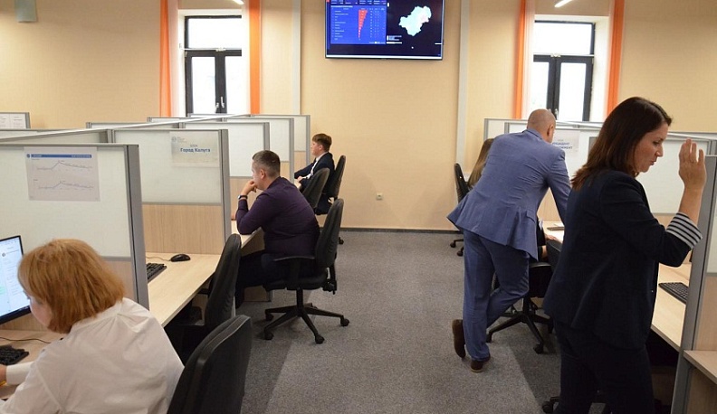 Калужанам показали центр управления регионом