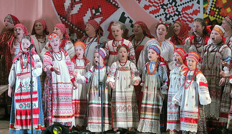 Пели, плясали, весну зазывали