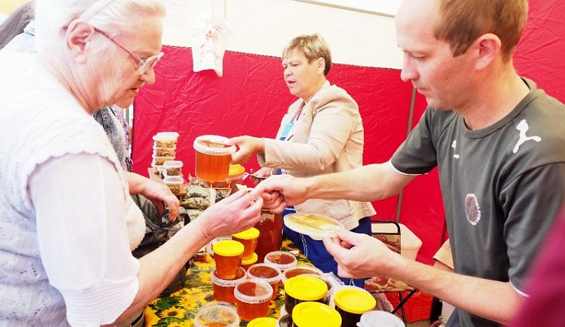 Калужских пчеловодов построят в Линию