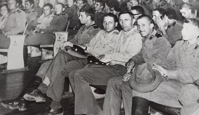 Мы смотрели, смеялись и радовались!