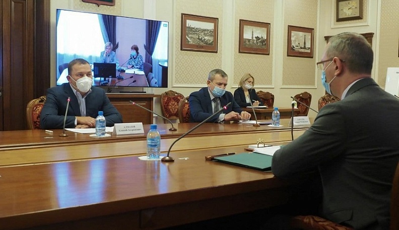 Владислав Шапша обсудил вопросы застройки микрорайонов Калуги и Обнинска 