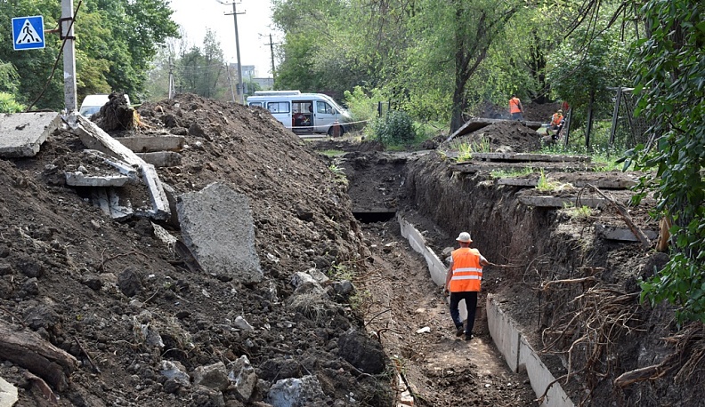 Коммунальщики из Калужской области помогают Первомайску в подготовке к отопительному сезону