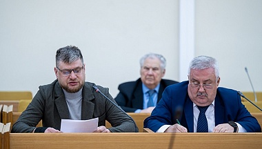 Владислав Шапша призвал внимательно отнестись к мероприятиям по подготовке к весеннему половодью и пожароопасному сезону