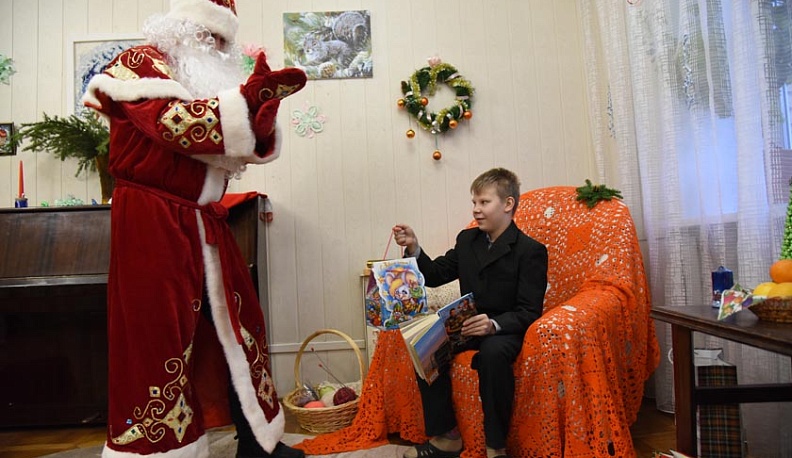 Деды Морозы  - сантехники