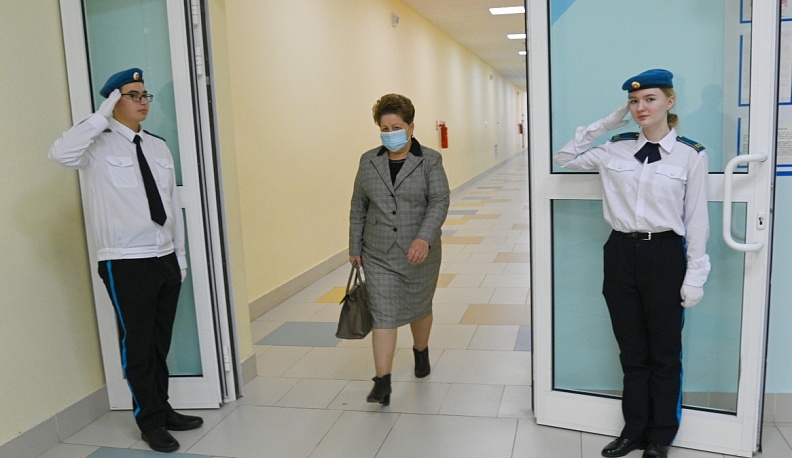 Калужских учителей поздравили с профессиональным праздником