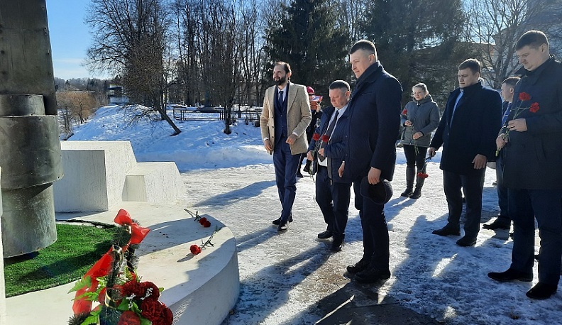 В Тарусе встретили областной автопробег в честь Крымской весны