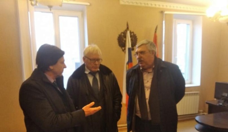 Проблему загрязнения воздуха в Куровском взяли на контроль калужские единороссы