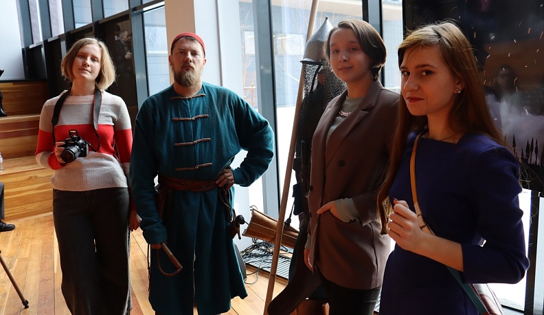 В Калуге на «УграФесте» наградили победителей конкурса рецензий на фильм «Суверенное государство российское»