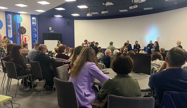 Космонавт Олег Артемьев в Калуге рассказал на кинофестивале «Циолковский» о жизни на орбите