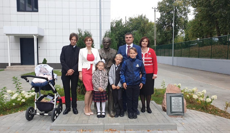 В Калужской области господдержка помогла семейной паре собрать в школу четырёх детей